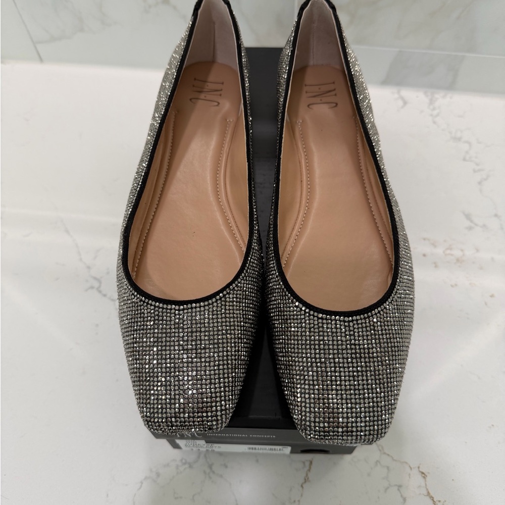 NEW ✨INC International Concepts Women's Silver Crystal Flats Size 11